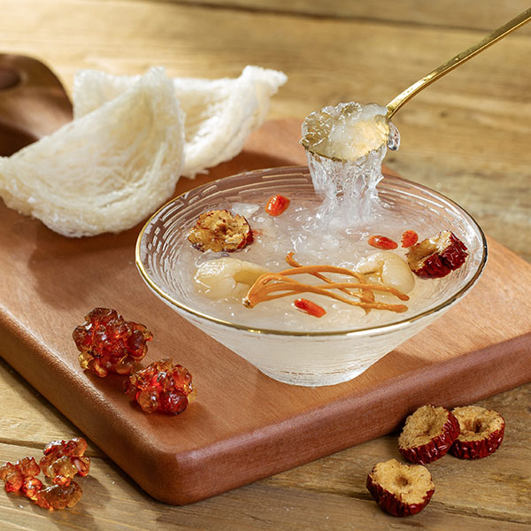 ăn yến mỗi ngày lợi hay hại